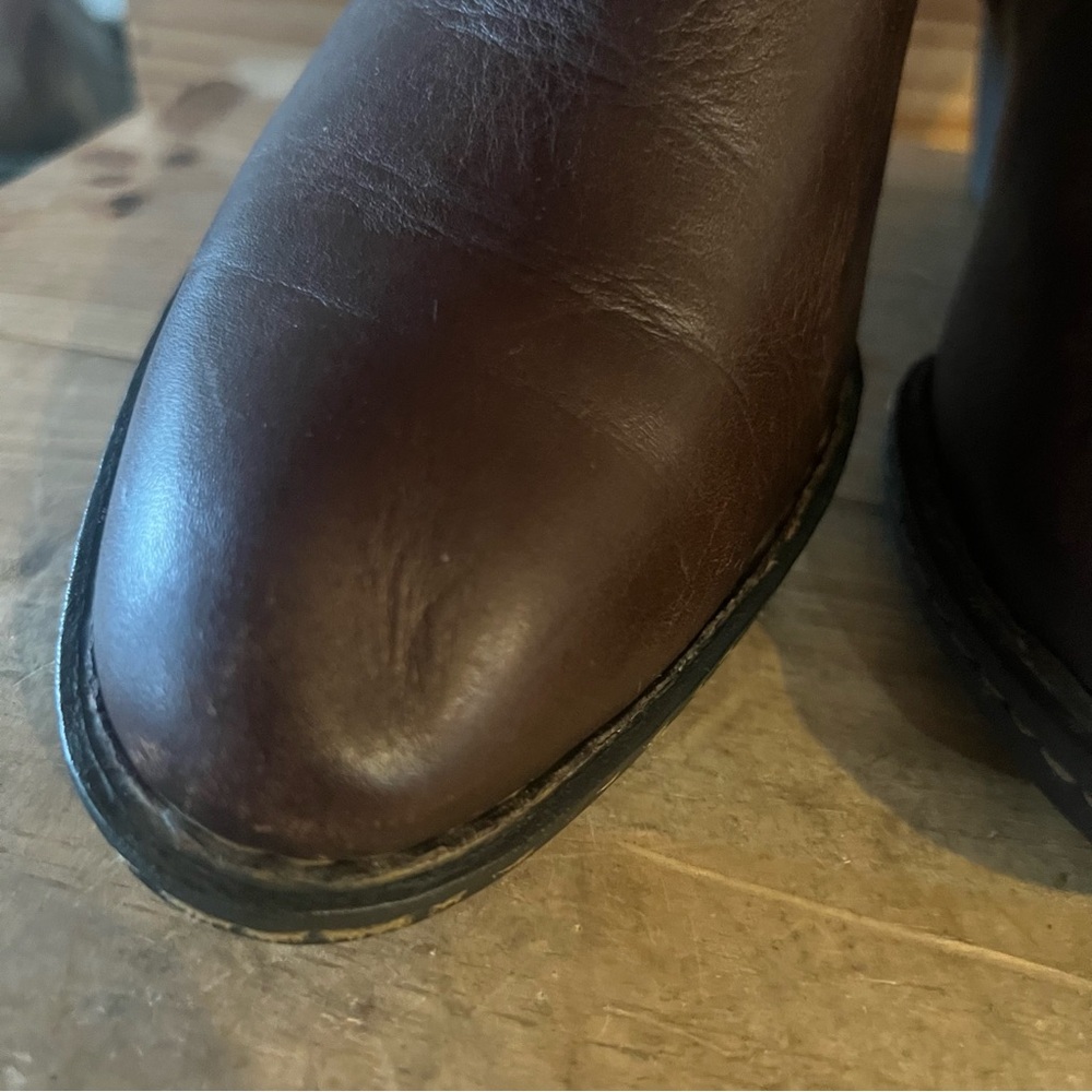 Born Chocolate Brown Leather Grommet Western Ankle Booties size 9 - Picture 9 of 13